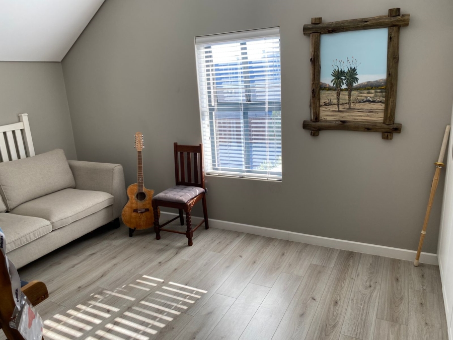 3 Bedroom Property for Sale in Graanendal Western Cape